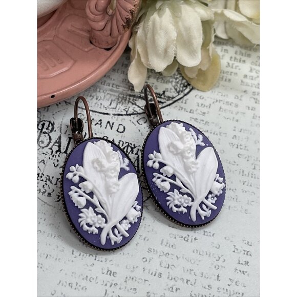 Rose Gold Purple White Lily Of Valley Setting Anniversary Earring Cameo Birthday - Picture 1 of 11